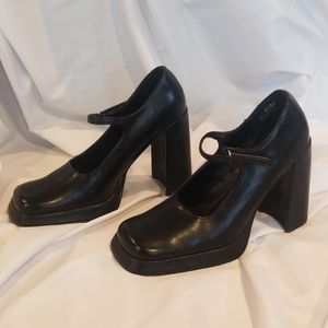 Chinese Laundry Mary Jane style black leather